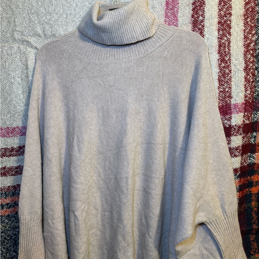 MAKE OFFER: Milio Milano turtleneck poncho style sweater with minor flaws Sz XS